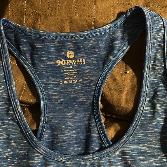 90 degrees tank top - Picture 2 of 4